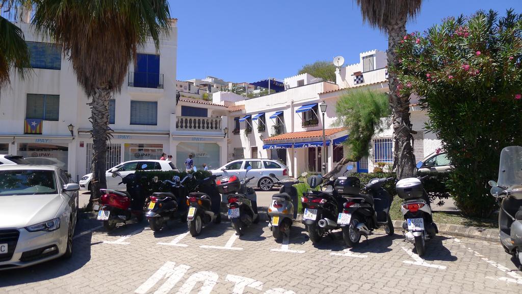 Mini Apartamento Port Aiguadolc Ситжес Екстериор снимка