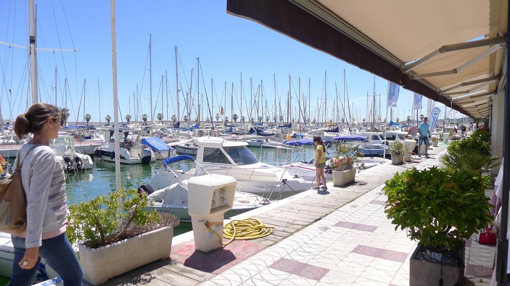 Mini Apartamento Port Aiguadolc Ситжес Екстериор снимка