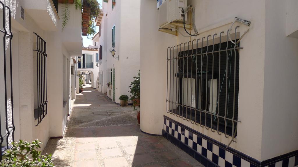 Mini Apartamento Port Aiguadolc Ситжес Екстериор снимка
