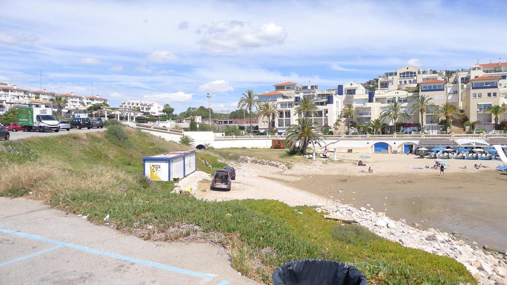 Mini Apartamento Port Aiguadolc Ситжес Екстериор снимка